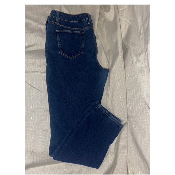 No Boundaries Denim - EUC No Boundaries Juniors Blue Jeans